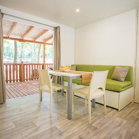 Mobile Homes Premium Magnolia Bijela Uvala Пореч Екстериор снимка